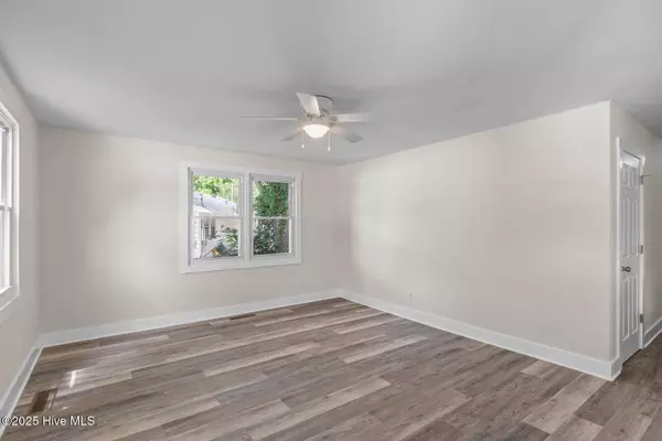 706 Elm ST, Jacksonville, NC 28540