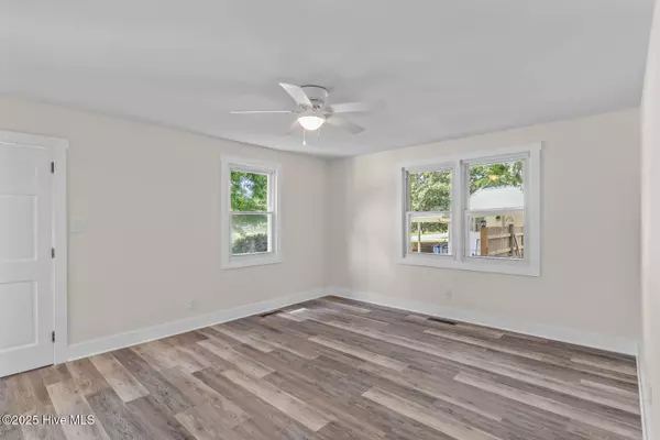 706 Elm ST, Jacksonville, NC 28540