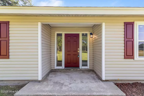 366 Grants Creek RD, Jacksonville, NC 28546