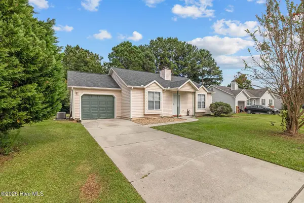 2618 Brookfield DR, Midway Park, NC 28544