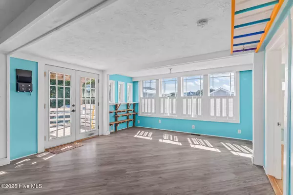 333 S Third AVE S, Kure Beach, NC 28449