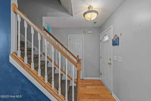 202 Wiltshire CT, Jacksonville, NC 28546