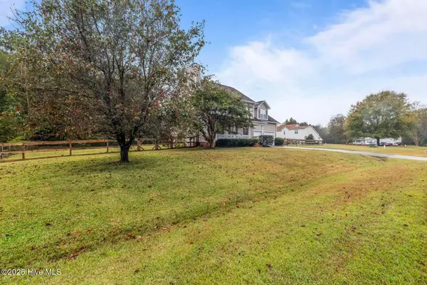 202 Wiltshire CT, Jacksonville, NC 28546