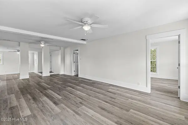 2880 Catherine Lake RD, Richlands, NC 28574