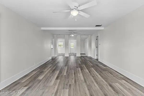 2880 Catherine Lake RD, Richlands, NC 28574