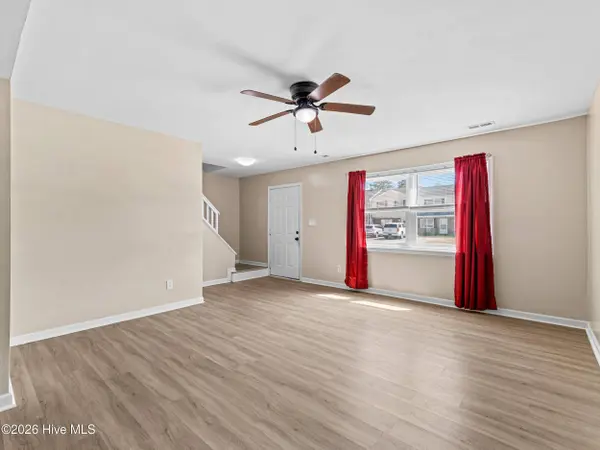 416 Myrtlewood CIR, Jacksonville, NC 28546