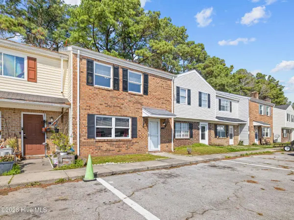 416 Myrtlewood CIR, Jacksonville, NC 28546