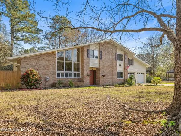 2200 Colony PLZ, Jacksonville, NC 28546