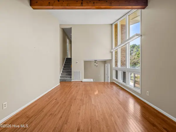 2200 Colony PLZ, Jacksonville, NC 28546