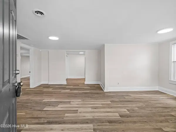 215 Richlands AVE, Jacksonville, NC 28540