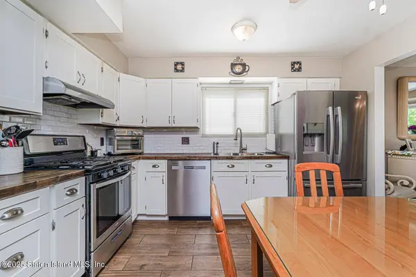 4396 Hylan BLVD, Staten Island, NY 10312