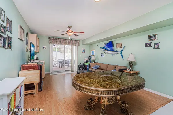 4396 Hylan BLVD, Staten Island, NY 10312