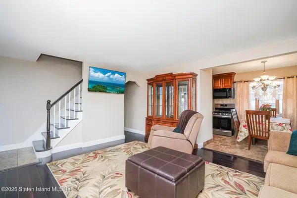 131 Lander AVE, Staten Island, NY 10314