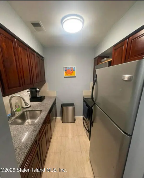 892 Armstrong AVE #2-1, Staten Island, NY 10308