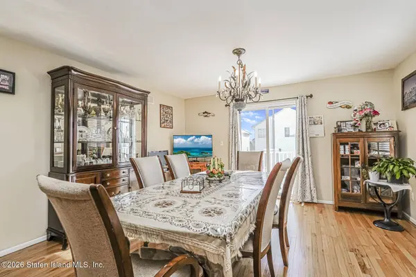 46 Pitney AVE, Staten Island, NY 10309