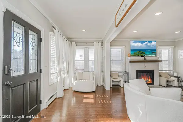 99 Pitney AVE, Staten Island, NY 10309