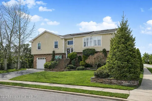 694 Maguire AVE, Staten Island, NY 10309