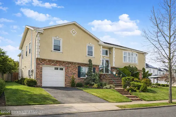 694 Maguire AVE, Staten Island, NY 10309