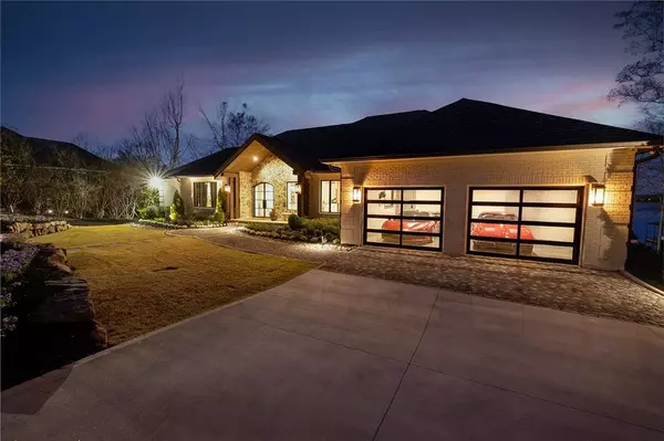 313 Willow Oak CT, Seneca, SC 29672