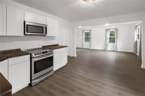 905 E South 2nd ST, Seneca, SC 29679