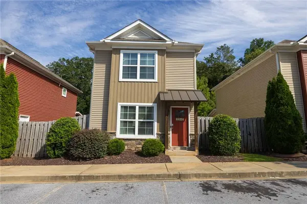 235-E Pendleton RD, Clemson, SC 29631