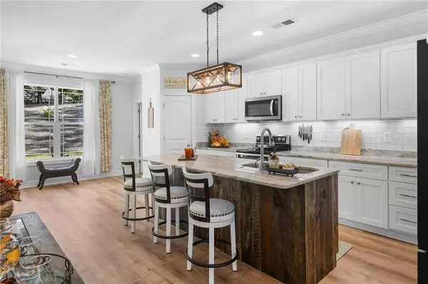 171 South Oak Pointe DR, Seneca, SC 29678