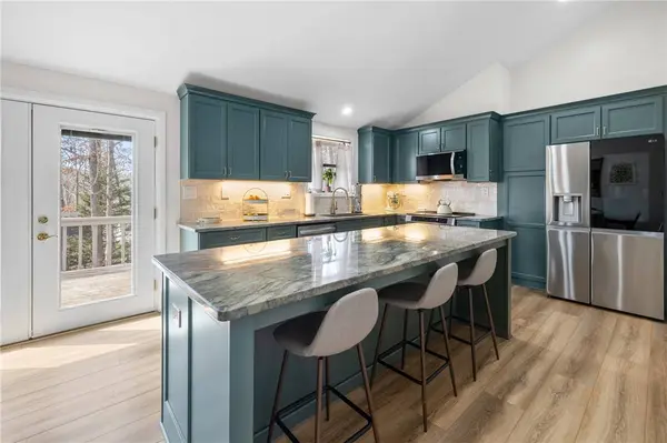 111 Shorecrest DR, Seneca, SC 29672