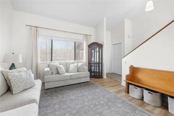 111 Shorecrest DR, Seneca, SC 29672