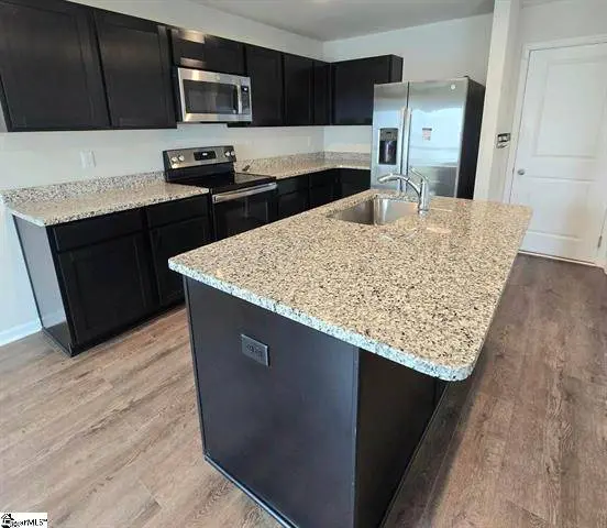 517 Mills Hill WAY, Greenville, SC 29605