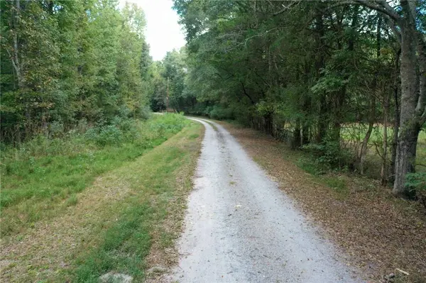 8600 HWY 24 HWY, Townville, SC 29689