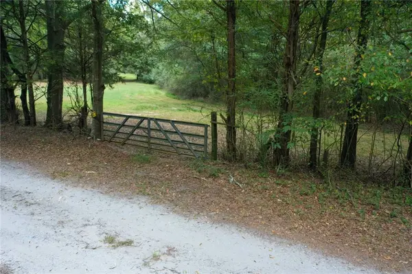 8600 HWY 24 HWY, Townville, SC 29689