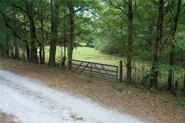 8600 HWY 24 HWY, Townville, SC 29689