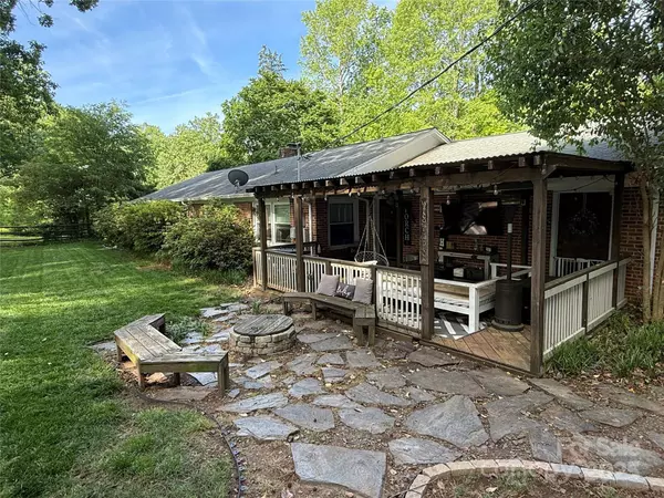 3810 Springway DR, Gastonia, NC 28056