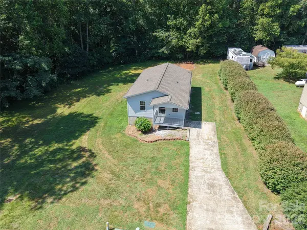 4843 Mayfield DR, Granite Falls, NC 28630