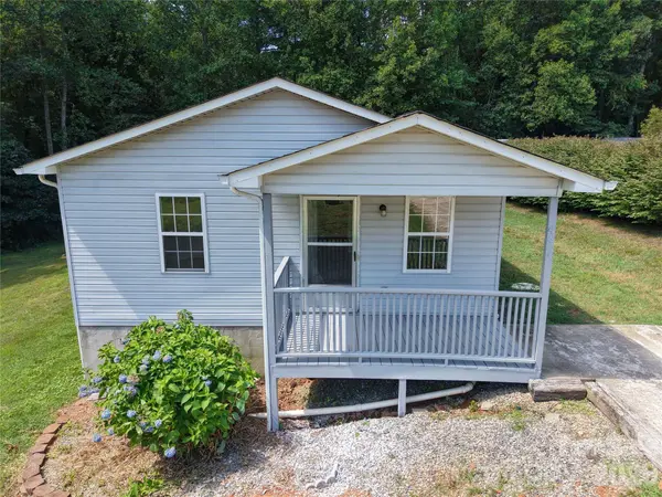 4843 Mayfield DR, Granite Falls, NC 28630