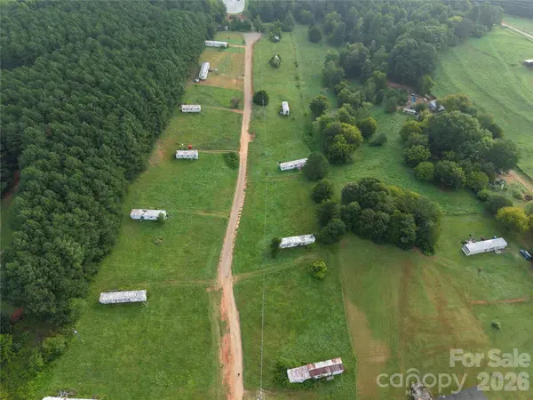 6656 Catfish DR, Sherrills Ford, NC 28673