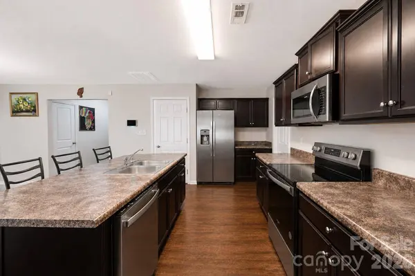 617 Shellbark DR, Concord, NC 28025