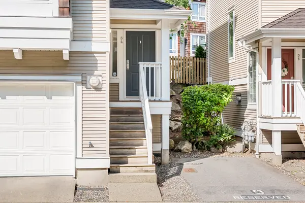 15030 58 Ave #34, Surrey, BC V3S 9G3