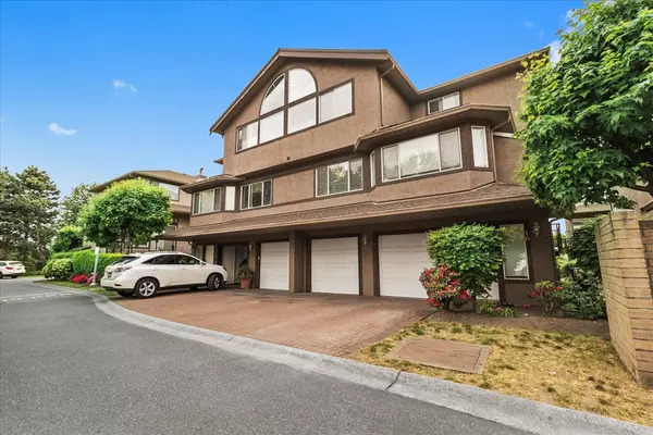 5380 Smith Dr #16, Richmond, BC V6V 2K8