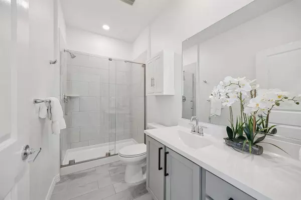 2004 Creekridge Drive, Lewisville, TX 75010