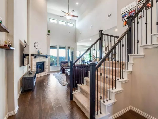 2112 Creekbluff Court, Lewisville, TX 75010