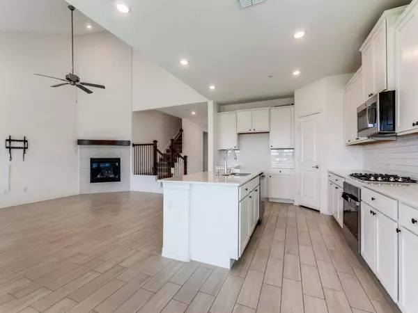 2122 Creekbluff Court, Lewisville, TX 75010