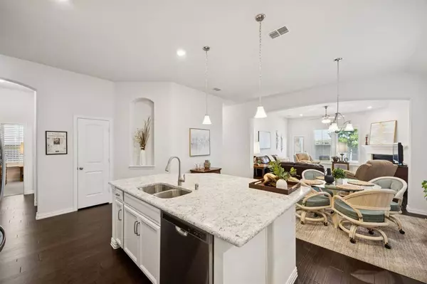 1324 Lake Falls Terrace, Lewisville, TX 75010