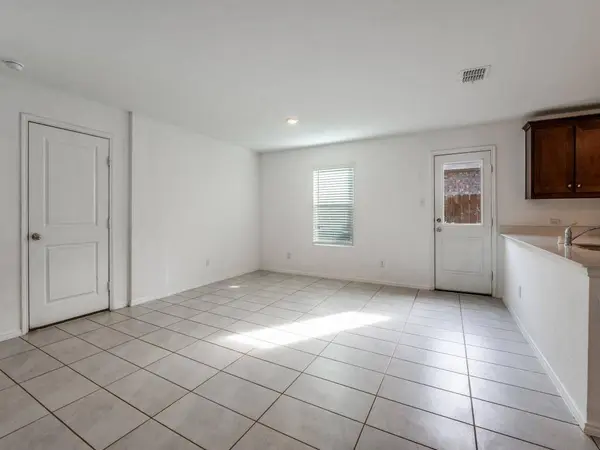 14008 Earlham Street, Pilot Point, TX 76258