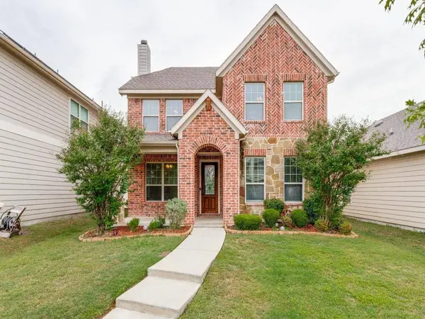 1029 Holly Anne Lane, Aubrey, TX 76227