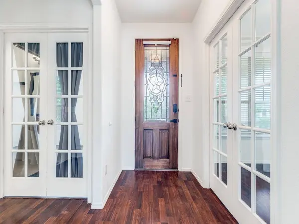 1029 Holly Anne Lane, Aubrey, TX 76227