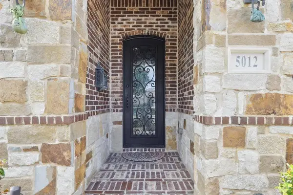 5012 Engleswood Trail, Lewisville, TX 75056