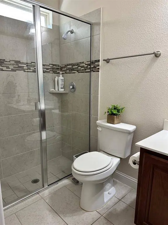 4725 Cash Drive, Carrollton, TX 75010