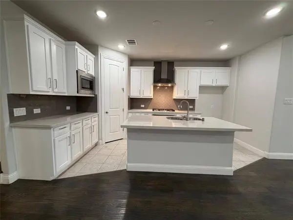 4721 Cash Drive, Carrollton, TX 75010