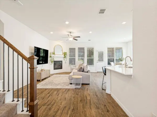3396 Edgecreek Path, Lewisville, TX 75010